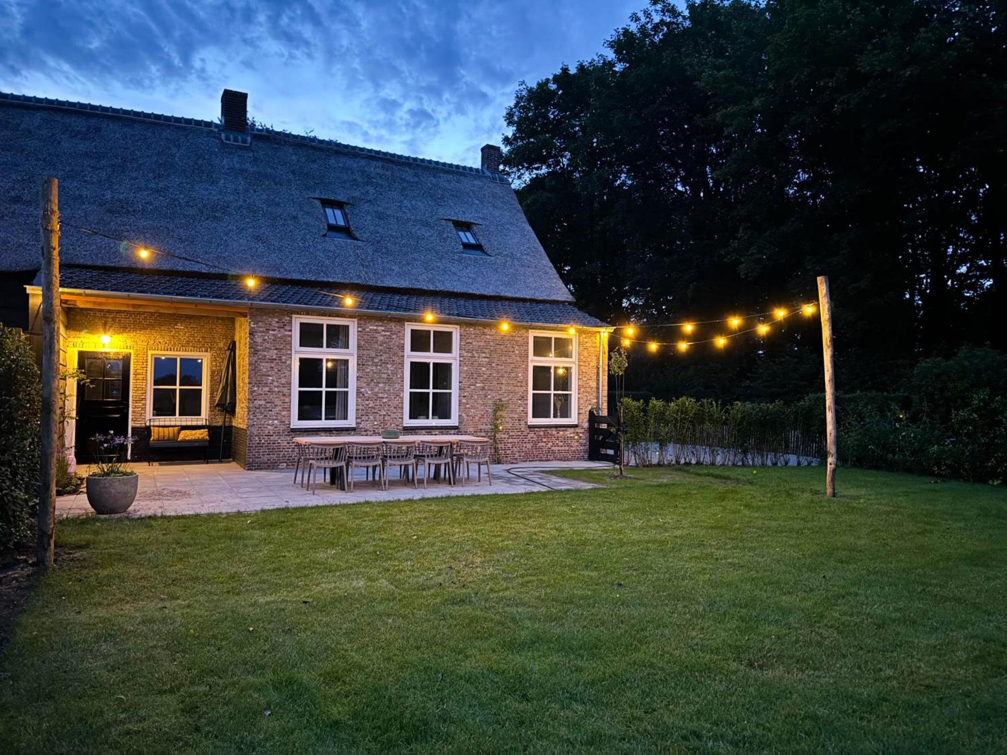 Het Hoevehuys Wagenberg Esterno foto